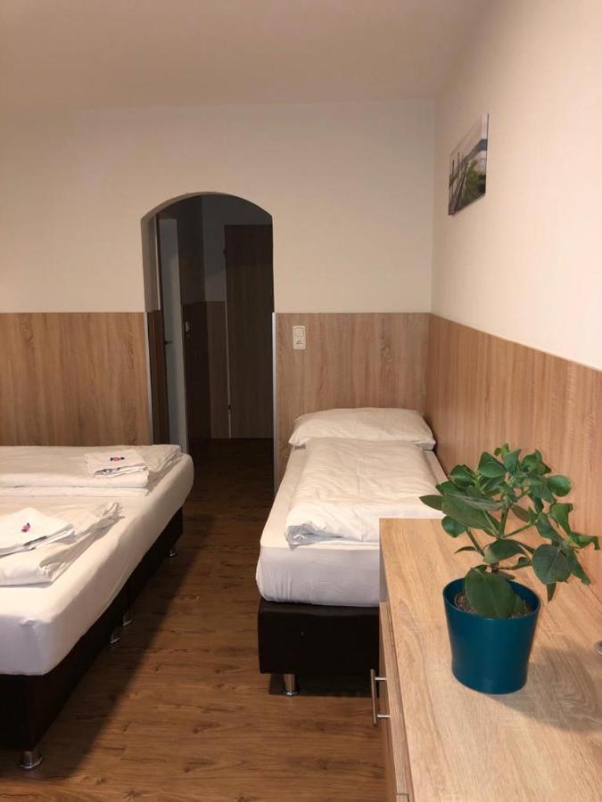 هالين Gastehaus Penny Rooms N المظهر الخارجي الصورة